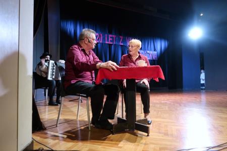 Stojan in Mira v elementu